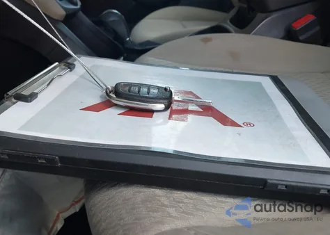 2017 Hyundai Santa Fe Sport 2.4L from USA, damaged, VIN 5XYZU3LBXHG383574